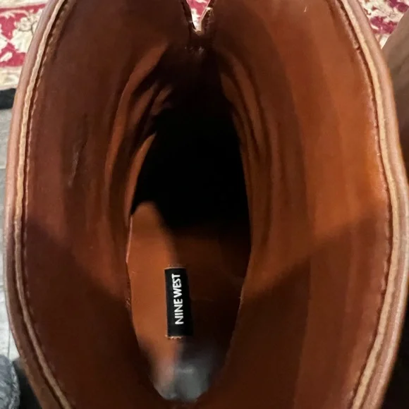 Women Nine West Booties size 10 - Picture 8 of 12